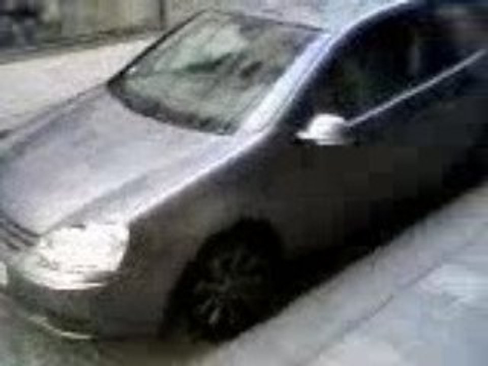 La Voiture De ROMANO SKYROCK DIFOOL RADIO LIBRE