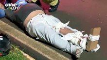 Motociclista fratura perna após ser atingido por carro no Centro de Cascavel
