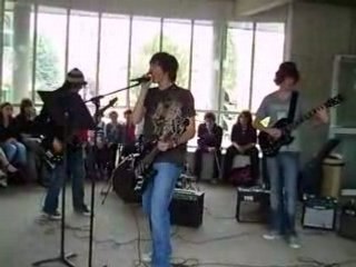 Concert au lycée partie 1
