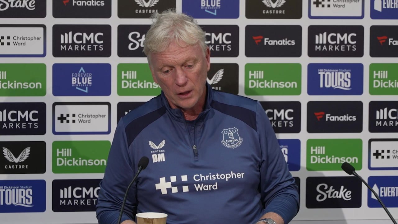 Moyes expecting tough start to season with inju...