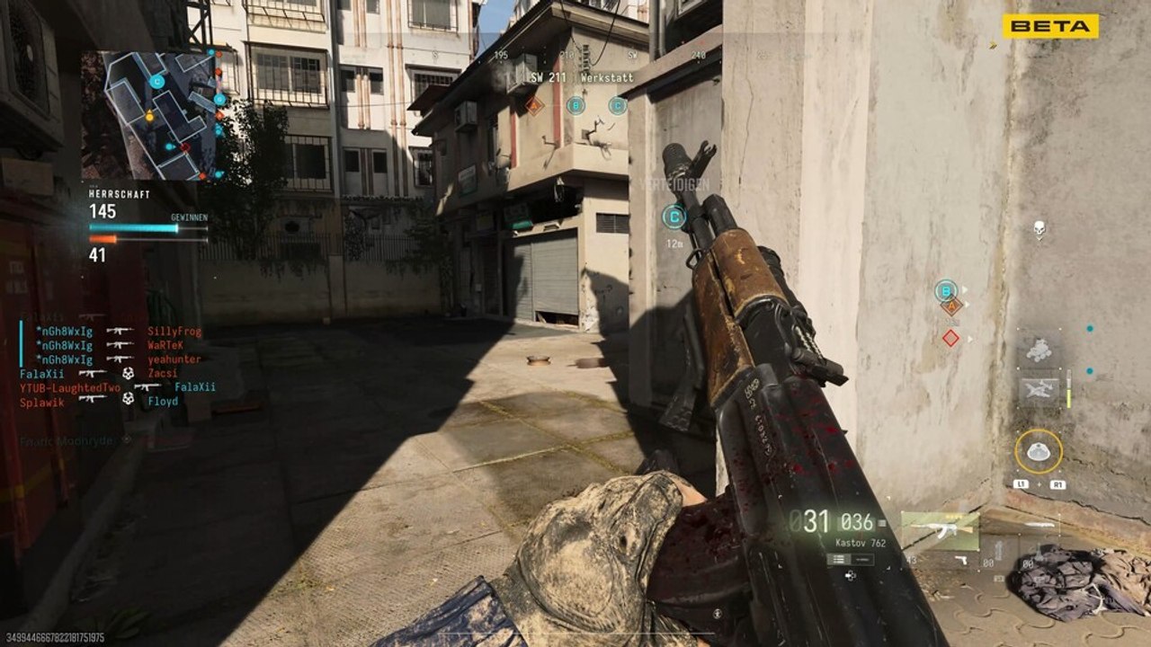 Chris hat sich bei CoD NEXT in seine erste MW4...