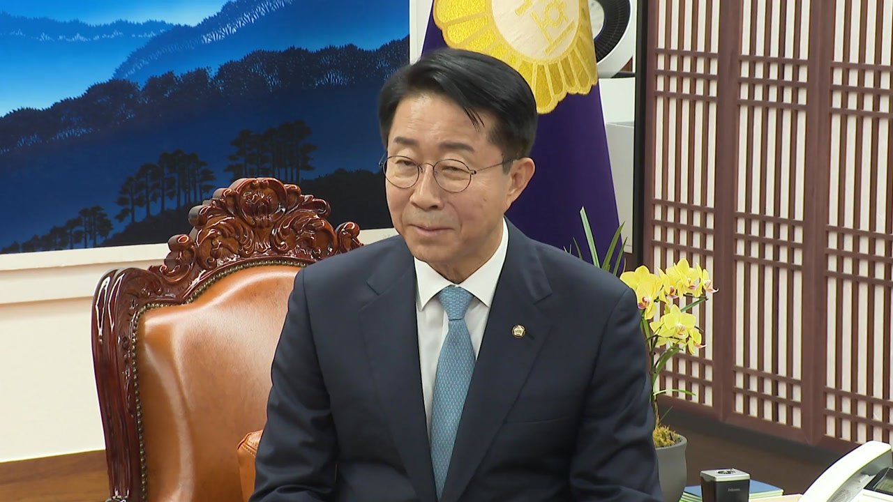 조 의장, 스틸 미국 대사 접견...의회외교 증진 논의 / YTN