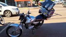 Motoboy fica ferido após acidente com carro utilitário no Parque São Paulo, em Cascavel