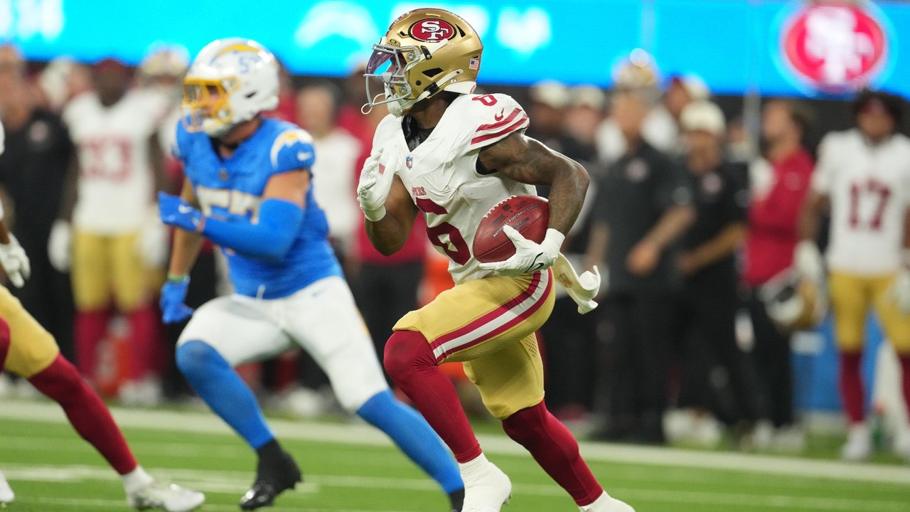 Strategic NFL Betting: Capitalizing on Early Se...