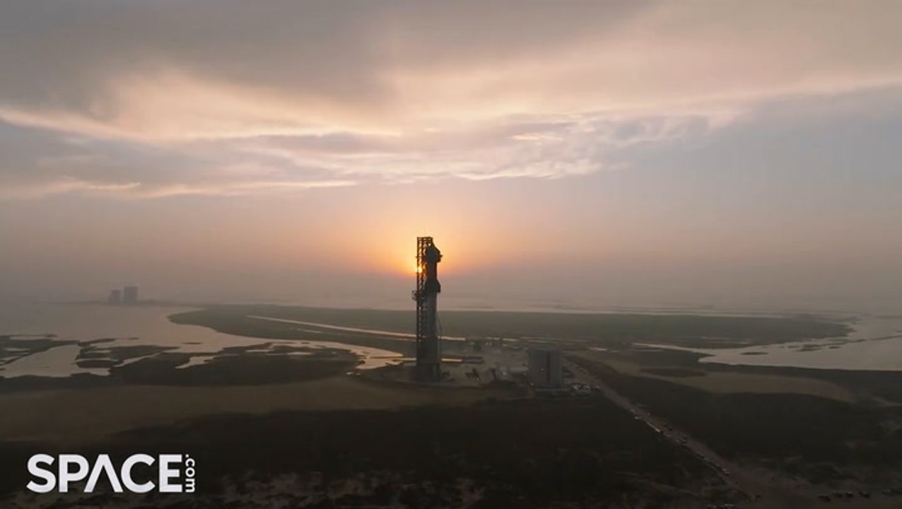 Amazing Aerial Footage Of SpaceX Starship Ahead...