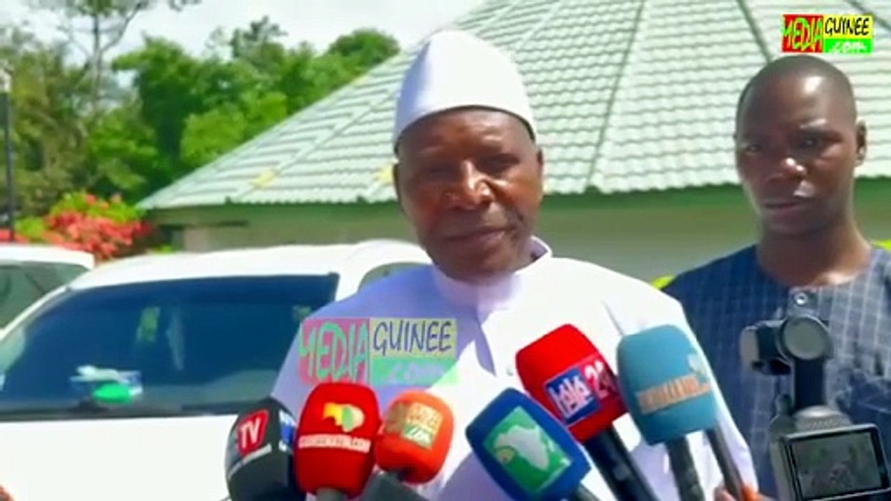 🛑🇬🇳 Restée « Andrée Touré » malgré son hadj : Elhadj Madifing Diané raconte pourquoi elle a refusé d’abandonner son prénom « Andrée » ⤵️
