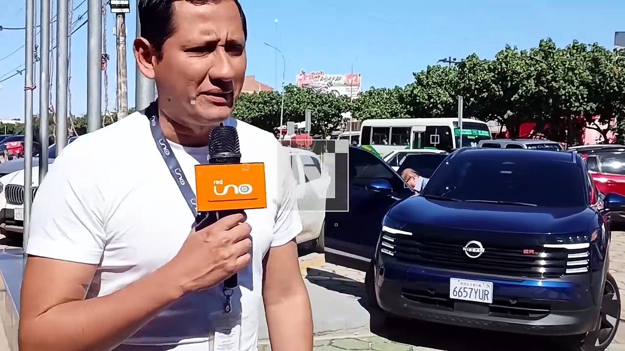 JHONNY FERNANDEZ LLEGA A DECLARAR A LA DELCC PO...