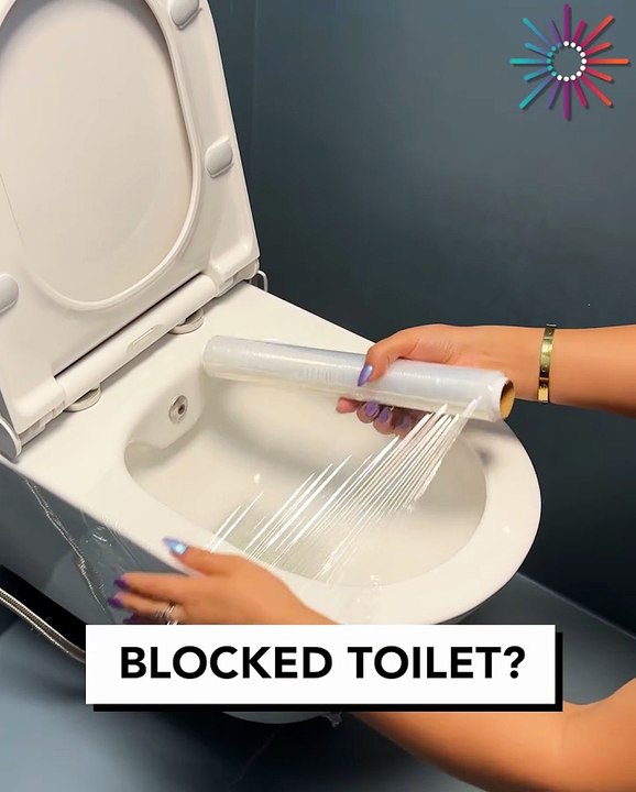 Plastic wrap hack for blocked toilets! 💯