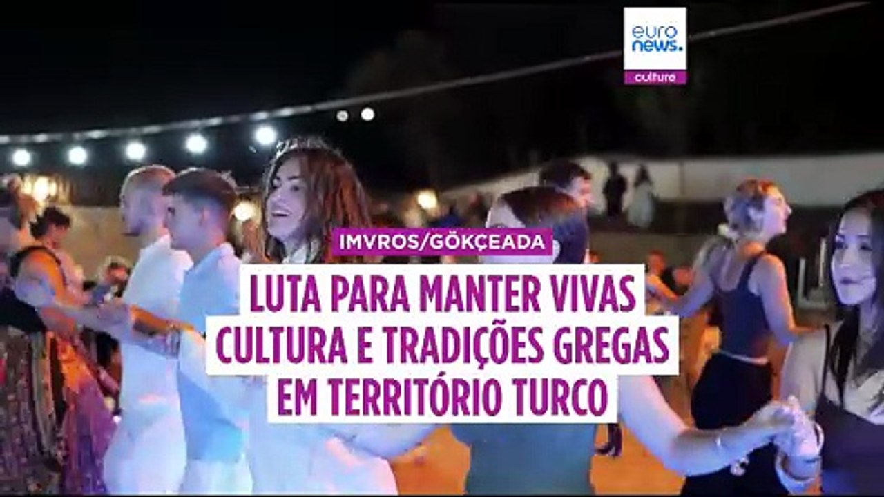 Gregos de Imbros (Gökçeada), na Turquia, regres...