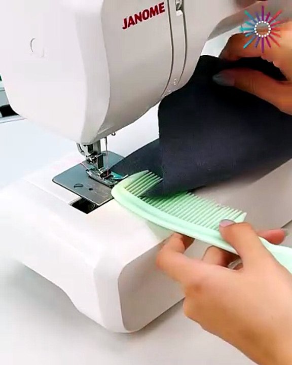 Can a comb really help with sewing? 🧵👗