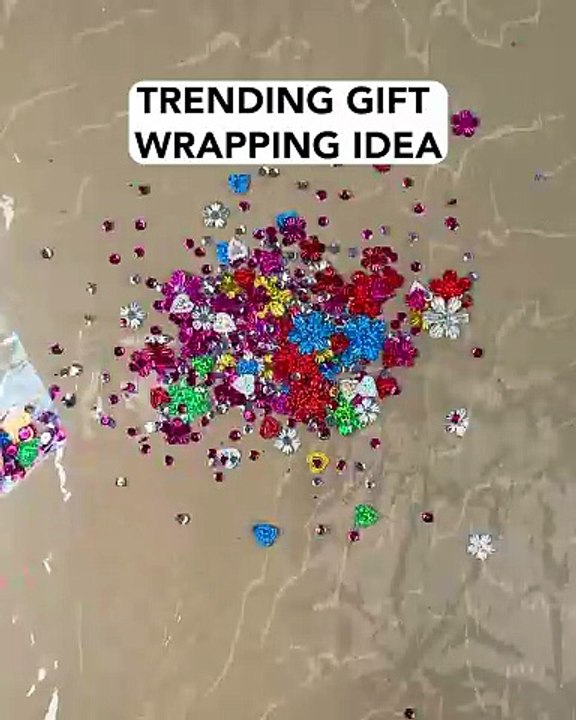 Gift wrapping to a whole new level🎁