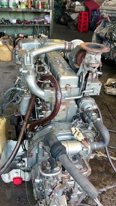 YANMAR 4CH-T ( 90 HP )
