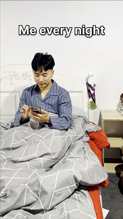 Morning alarm😂😂