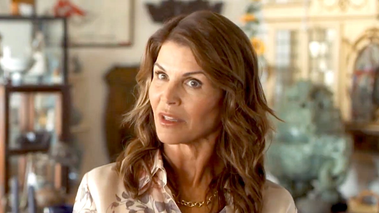 Lori Loughlin Returns in Garage Sale Mysteries: Murder Takes the Stage