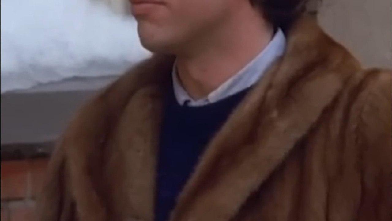 Jerry Admits He’s a Fancy Boy on Seinfeld