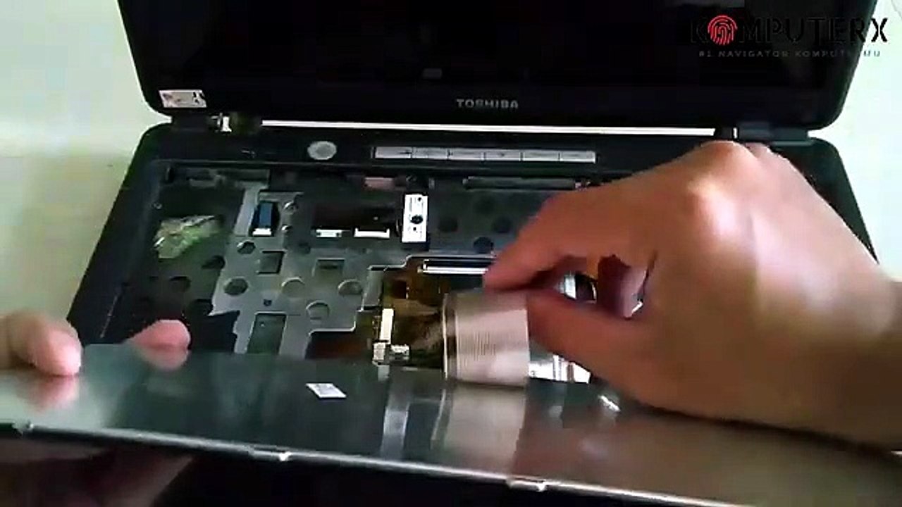 CARA YANG BENAR MENGGANTI KEYBOARD LAPTOP AGAR AWET