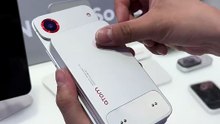 Checking out the modular ATOM phone by Techno at #MWC2026