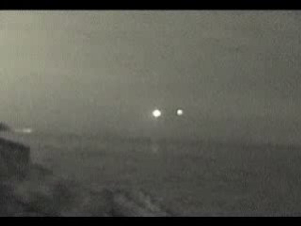 Real ufo sighting video taped over,Lake Erie,usa