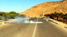 BATH UK|Israeli army fires tear gas at Palestinians