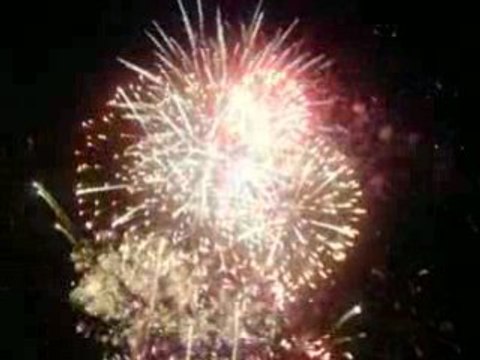 BOUQUET FINAL FEUX D'ARTIFICE DU 13 JUILLET VILLE DE LORIENT