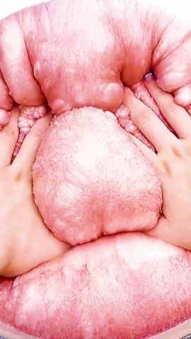 Oddly Satisfying Slime Textures in Motion