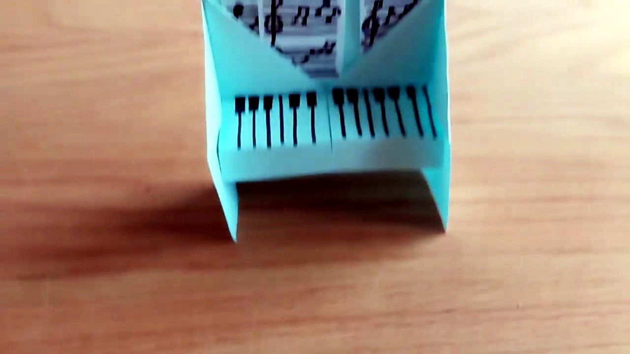 How to fold a origami piano