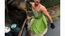 Girl dad coded fr😭💅🏻🎀 #viral #diva #share #funny #dad #cleaning