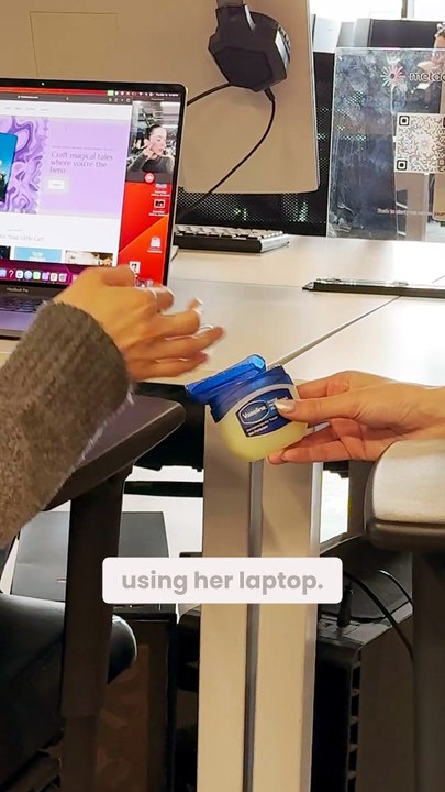 This girl is living in 2035