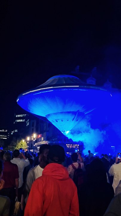 STARSaucer: The Wildest Show at Brussels Dance Festival 🛸✨
