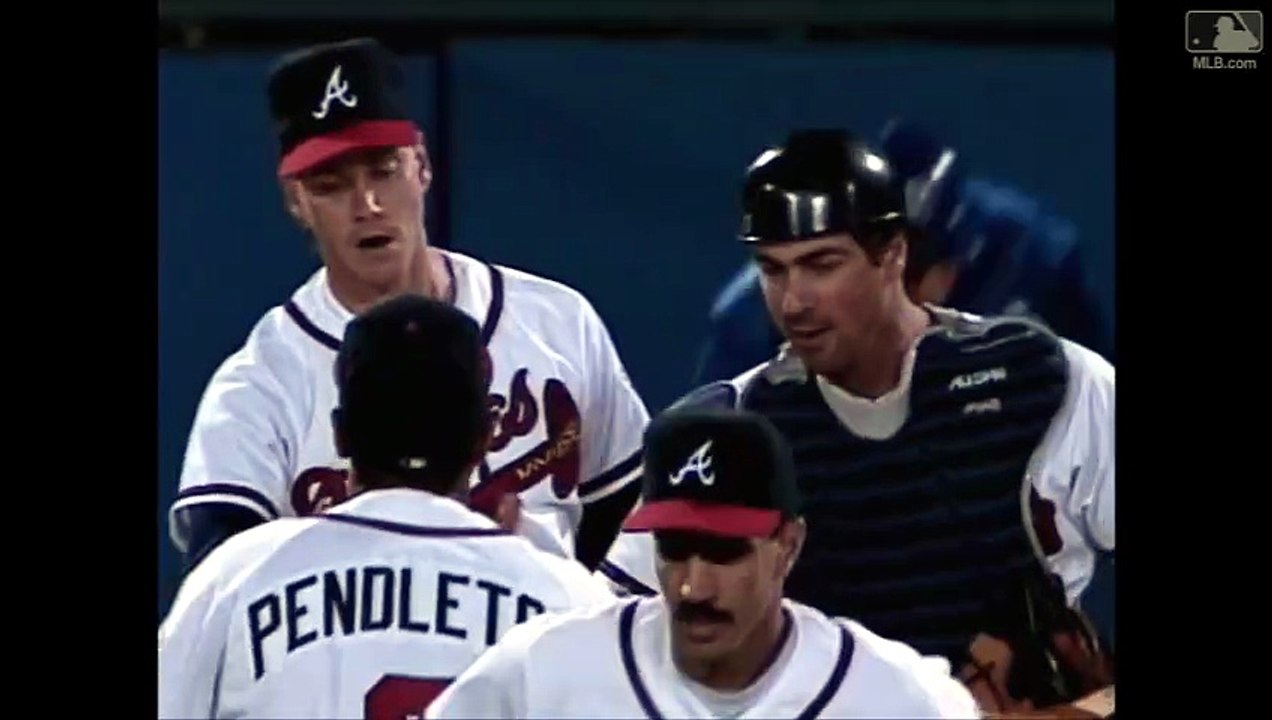 Tom Glavine gets Joe Carter to fly out for the final out (1992 World Series Game 1)