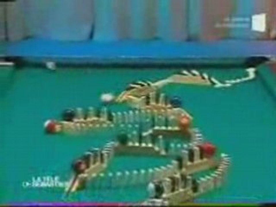 Billard : Domino sur 4 tables !