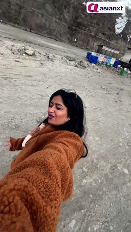 मनालीतील स्नो ट्यूब राईड आणि जायंट स्विंगचा थरार | बर्फातली मजेदार सफर