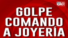 Impresionante golpe comando a una joyería: rompieron vitrinas y se llevaron todo