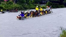 thuyền đua tập luyện cho mùa đua lệ thủy