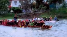 thuyền đua tập luyện cho mùa đua lệ thủy