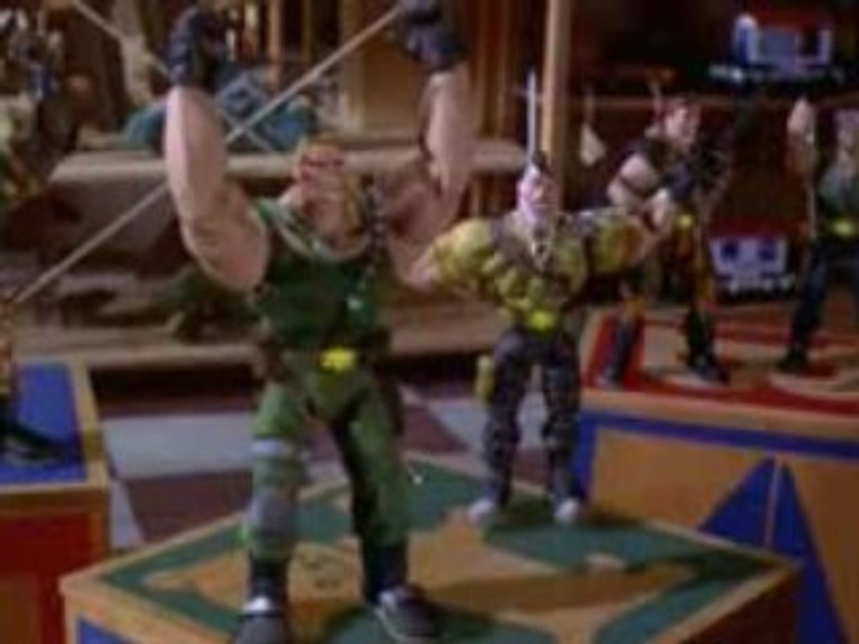 Small-soldiers_trailer