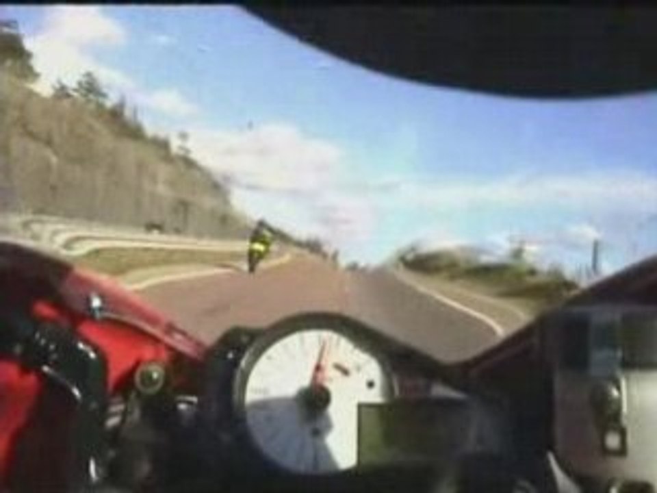 pilotage de dingue!!!!sur un morceau de l.i.m
