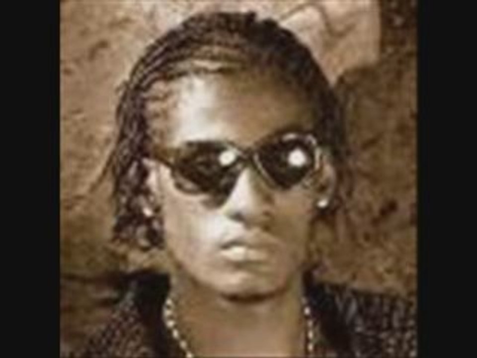 Busy Signal Vs Aidonia