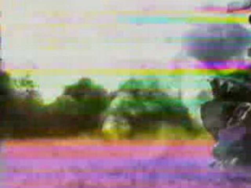 VIDEO MILITARY - War on Iraq - What a Hellfire Rocket does t