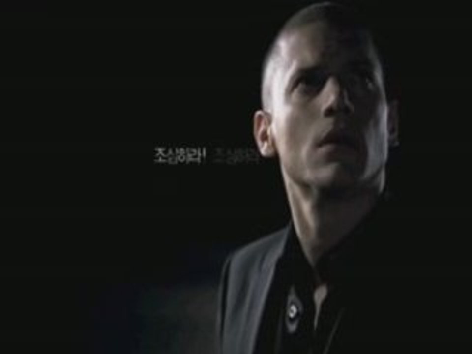 Wentworth Miller : French Café Anuncio 1