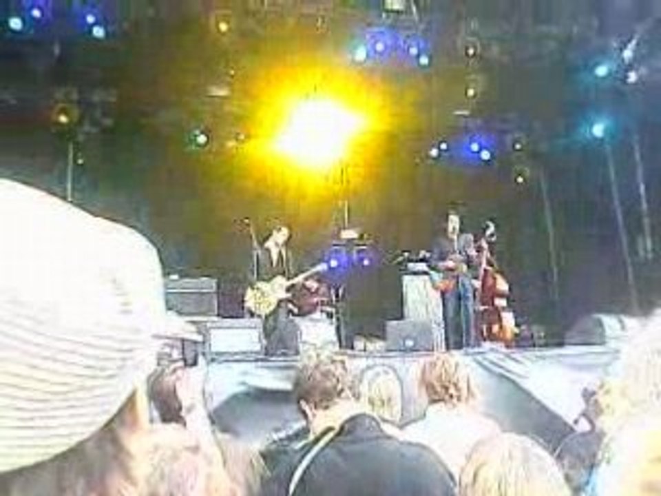 Heavy Trash - 003 - Crying Tramp