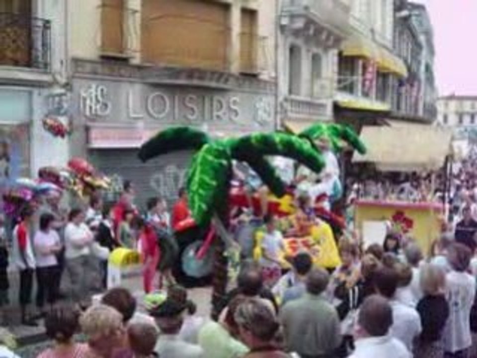 Fifres et tambours: fêtes de la Madeleine à Mont de Marsan