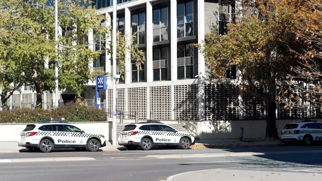 Police found to have committed unlawful search on aboriginal teen