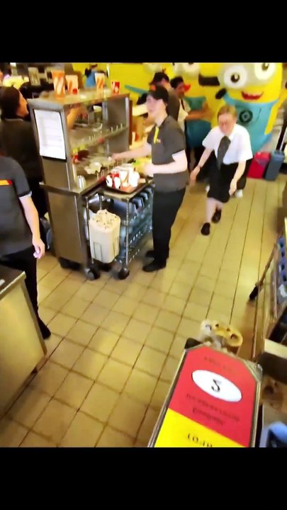 Lead the Minions to attack McDonald's #Funny #M...