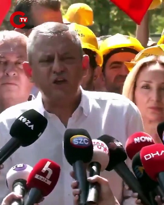 YENİ Parti Genel Başkanı Özgür Özel, haklarını arayan madencileri ziyaret etti