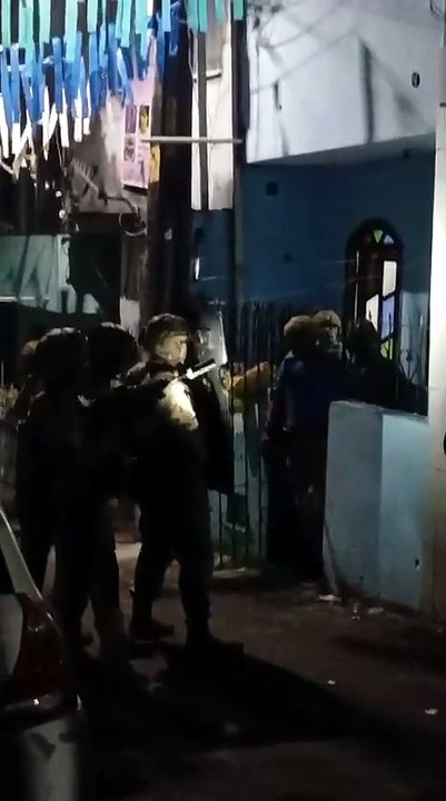 Quatro membros do Comando Vermelho caem em cerco da PM após tentativa de fuga no Nordeste de Amaralina