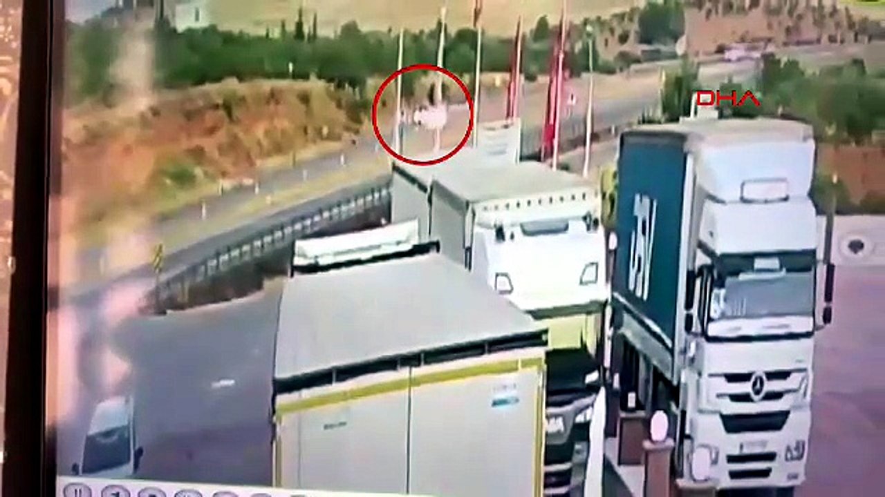 Antep fıstığı toplamaya gidiyorlardı: Hasat yolunda facia 3 can kaybı