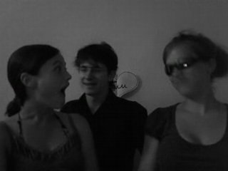 в комнате 324