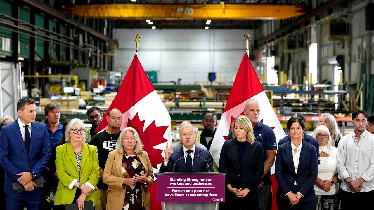 Se intensifica guerra comercial entre Canadá y EE UU