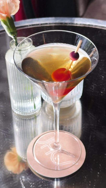 How to Make Jac’s on Bond’s Iconic Caprese Martini